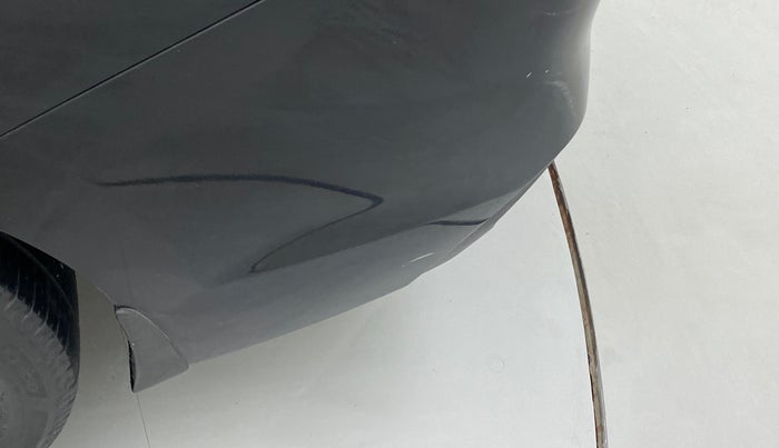 2019 Hyundai Verna 1.6 VTVT SX, CNG, Manual, 82,327 km, Rear bumper - Minor scratches