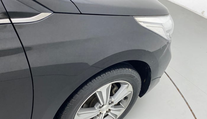2019 Hyundai Verna 1.6 VTVT SX, CNG, Manual, 82,327 km, Right fender - Minor scratches