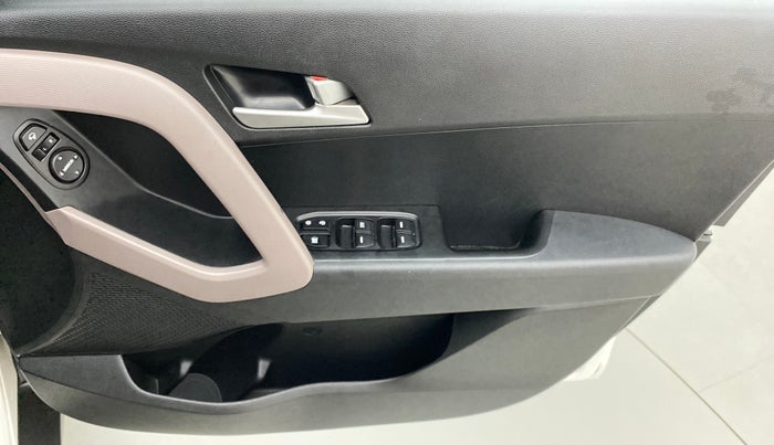 2018 Hyundai Creta 1.6 VTVT SX AUTO, Petrol, Automatic, 45,788 km, Driver Side Door Panels Control