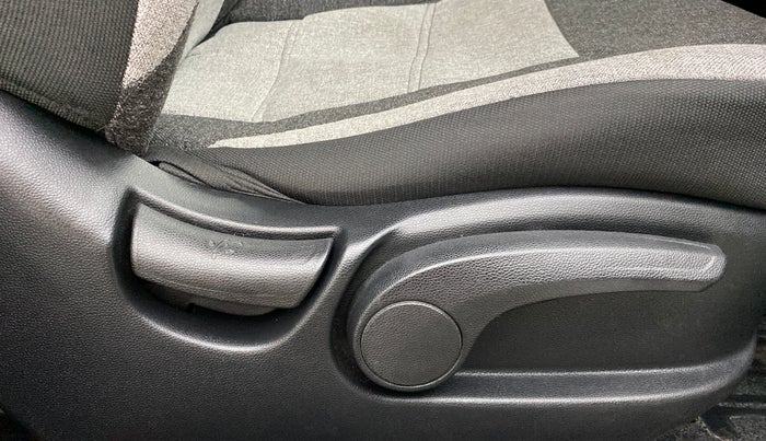 2018 Hyundai Creta 1.6 VTVT SX AUTO, Petrol, Automatic, 45,788 km, Driver Side Adjustment Panel