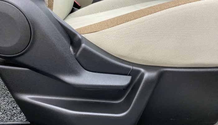 2019 Maruti New Wagon-R ZXI 1.2 old, Petrol, Manual, 10,341 km, Driver Side Adjustment Panel