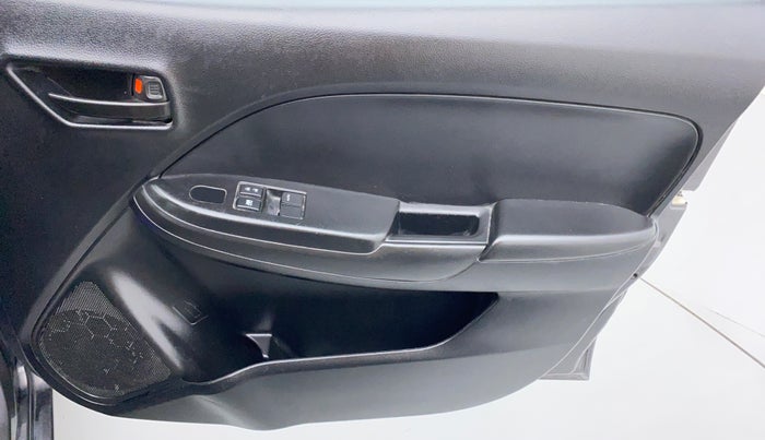 2018 Maruti Baleno SIGMA 1.2 K12, Petrol, Manual, 75,340 km, Driver Side Door Panels Control
