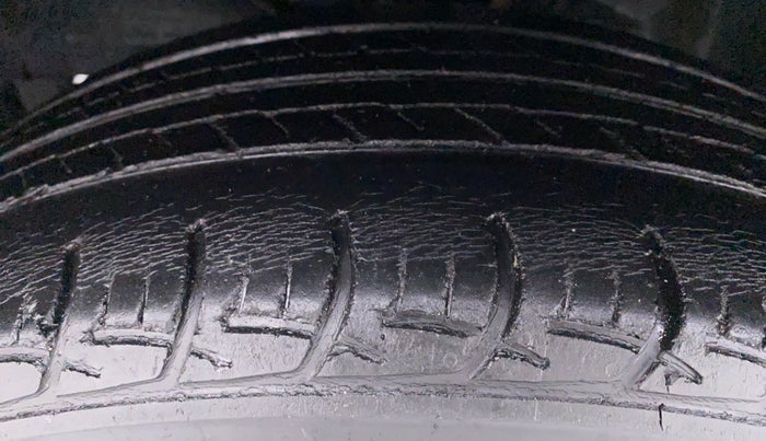2018 Maruti Baleno SIGMA 1.2 K12, Petrol, Manual, 75,340 km, Left Front Tyre Tread