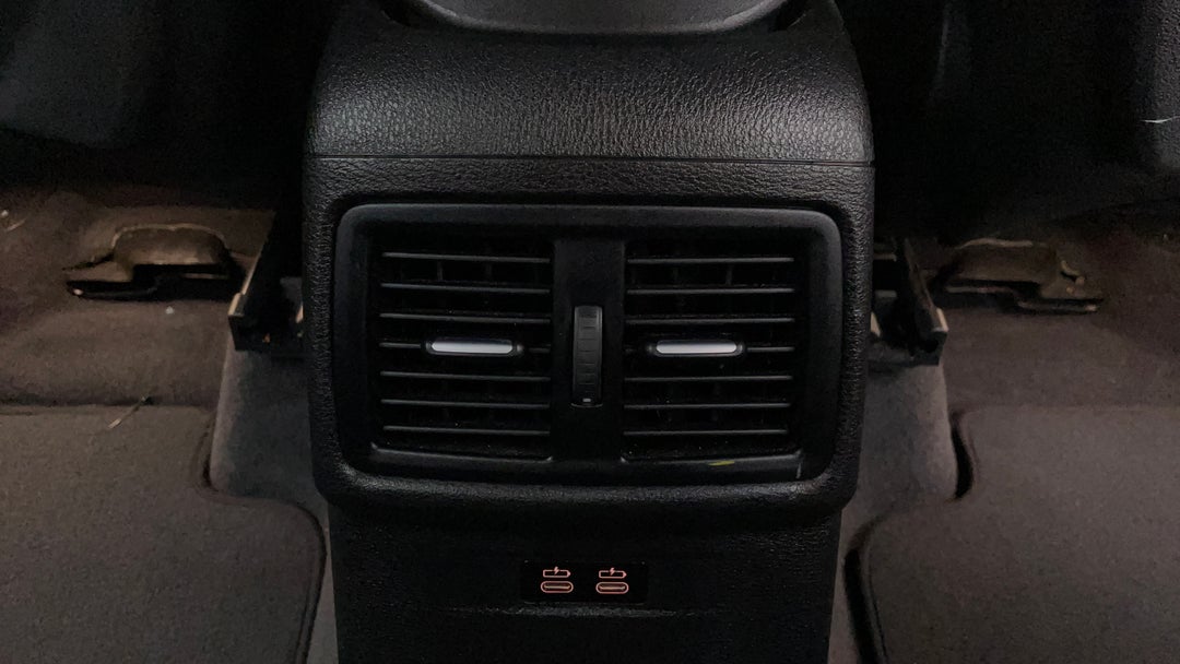 Rear A/C Vent