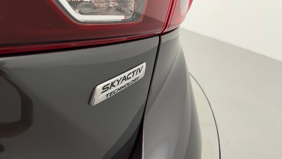 Badge (Boot Right Side)