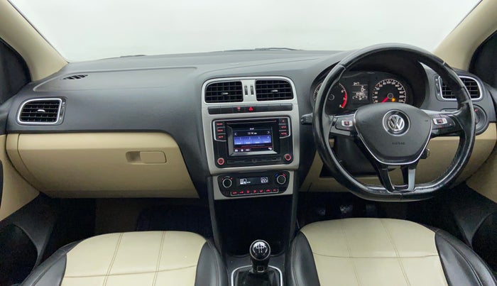 2016 Volkswagen Ameo HIGHLINE 1.2, Petrol, Manual, 64,500 km, Dashboard