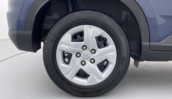 2021 Hyundai VENUE S MT 1.2 KAPPA, Petrol, Manual, 33,455 km, Right Rear Wheel