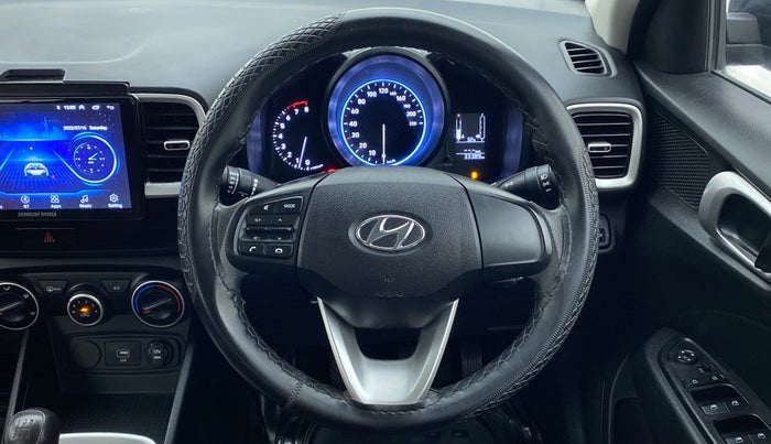 2021 Hyundai VENUE S MT 1.2 KAPPA, Petrol, Manual, 33,455 km, Steering Wheel Close Up