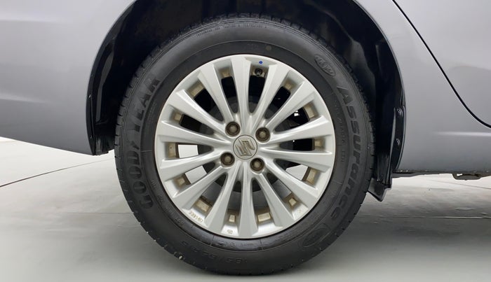 2017 Maruti Ciaz ZETA 1.4 VVT AMT, Petrol, Automatic, 30,492 km, Right Rear Wheel