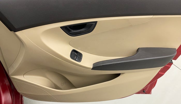 2014 Hyundai Eon ERA PLUS, Petrol, Manual, 88,609 km, Driver Side Door Panels Control