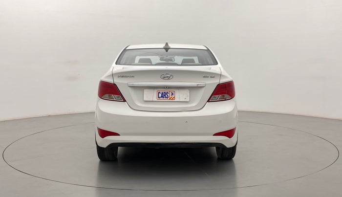 2016 Hyundai Verna FLUIDIC 1.6 VTVT SX AT, Petrol, Automatic, 29,406 km, Back/Rear