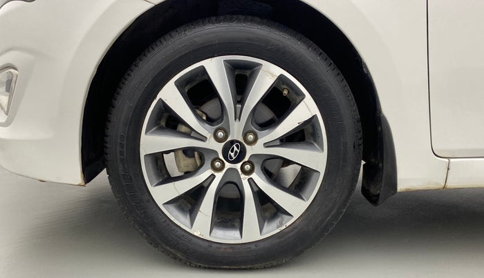 2016 Hyundai Verna FLUIDIC 1.6 VTVT SX AT, Petrol, Automatic, 29,406 km, Left Front Wheel