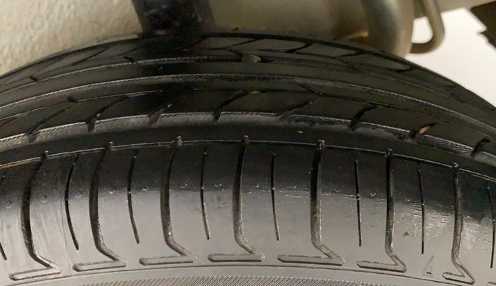 2018 Maruti Celerio X VXI (O), Petrol, Manual, 39,995 km, Left Rear Tyre Tread