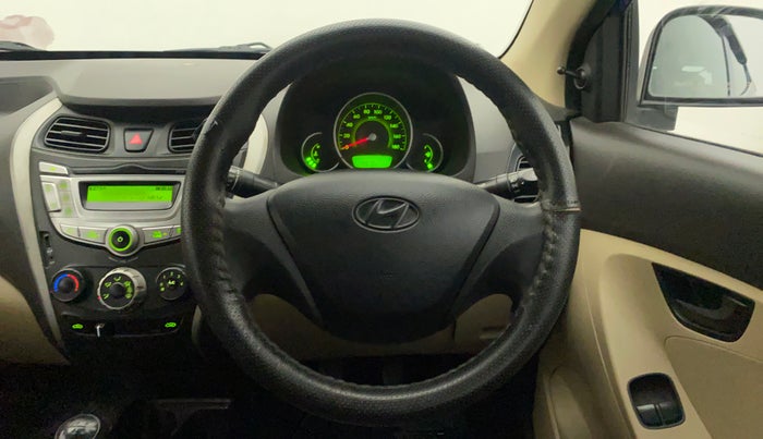 2015 Hyundai Eon MAGNA +, Petrol, Manual, 49,908 km, Steering Wheel Close Up