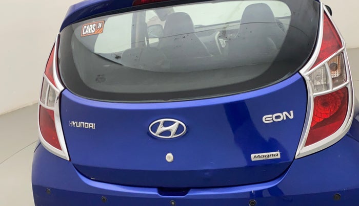 2015 Hyundai Eon MAGNA +, Petrol, Manual, 49,908 km, Dicky (Boot door) - Paint has minor damage