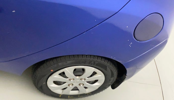 2015 Hyundai Eon MAGNA +, Petrol, Manual, 49,908 km, Left quarter panel - Paint has minor damage