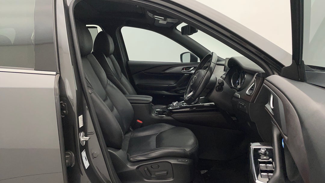 2016 Mazda CX-9 Gt (fwd), Automatic, 139318 km, Right Side Front Door Cabin View