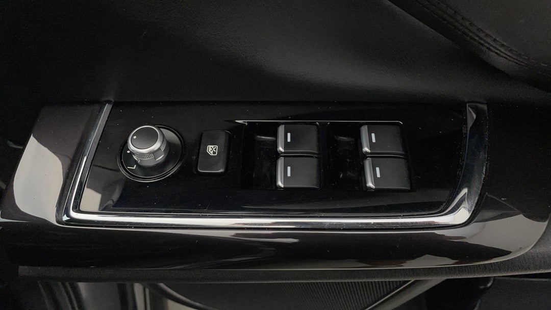 2016 Mazda CX-9 Gt (fwd), Automatic, 139318 km, Drivers Side Door Panel Controls