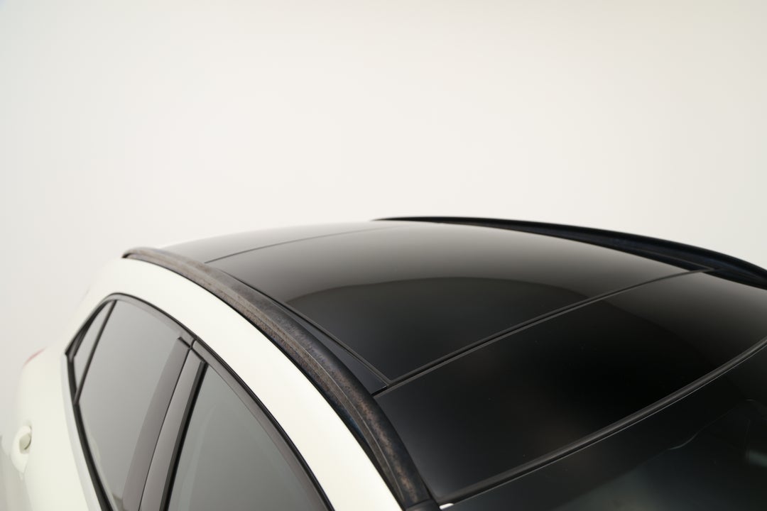 2016 Mercedes-benz GLA 180, Automatic, 85224 km, Roof/Sunroof View