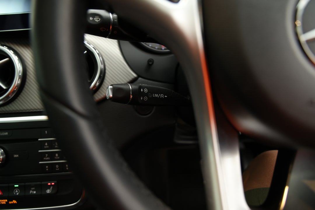 2016 Mercedes-benz GLA 180, Automatic, 85224 km, Cruise Control