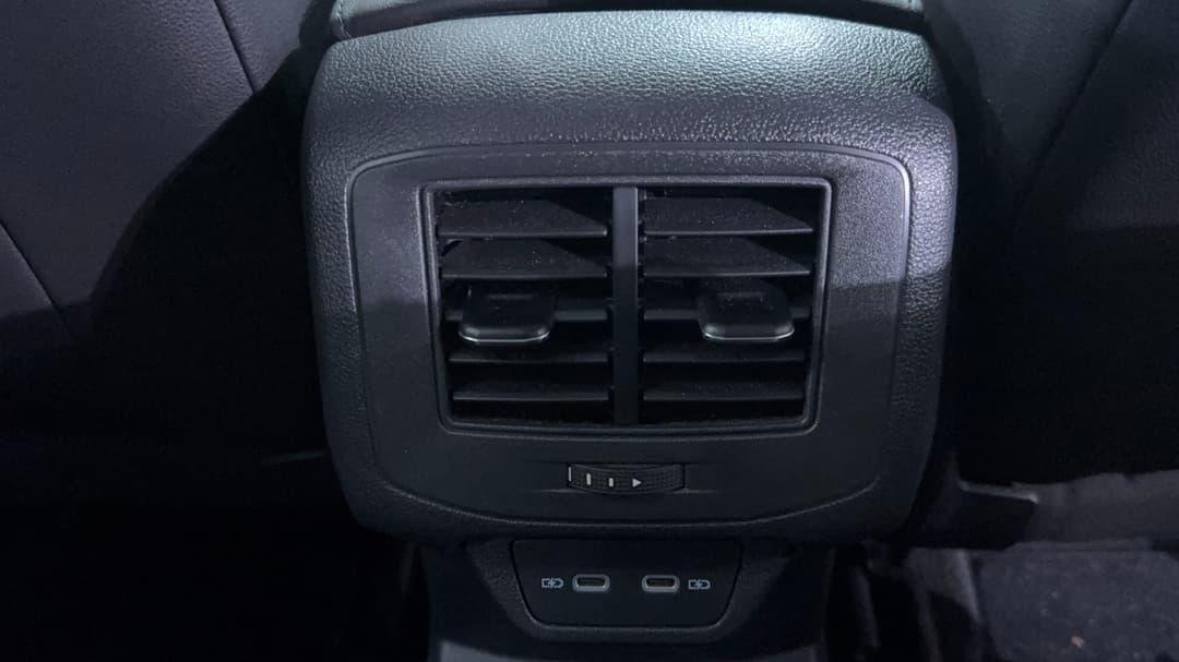 Rear A/C Vent