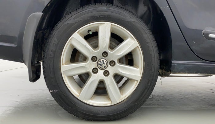2011 Volkswagen Vento HIGHLINE PETROL, Petrol, Manual, 16,963 km, Right Rear Wheel