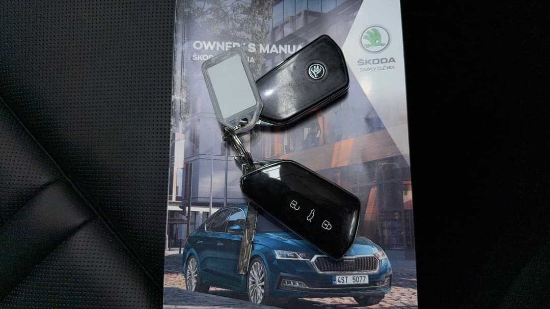 2022 SKODA Octavia Limited Edition, Automatic, 39048 km, Key Close-up