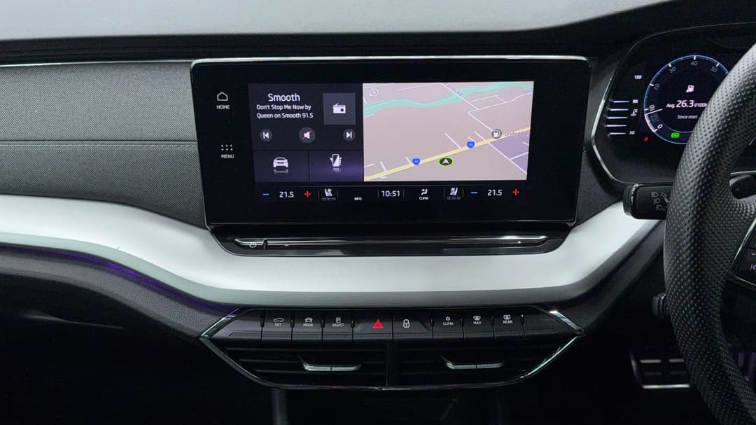 2022 SKODA Octavia Limited Edition, Automatic, 39048 km, Center Console