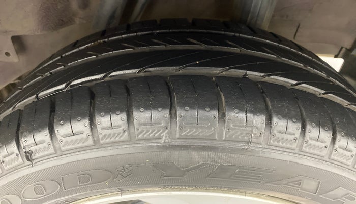 2014 Honda City V MT DIESEL, Diesel, Manual, 92,547 km, Left Rear Tyre Tread