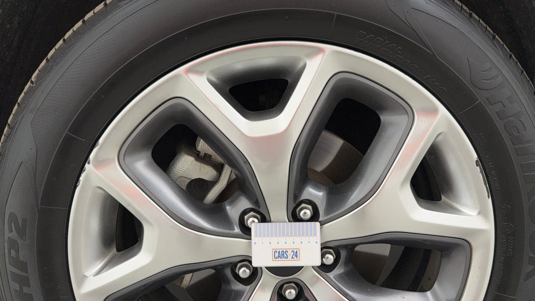 Wheels Rim Front LHS Gutter Rash