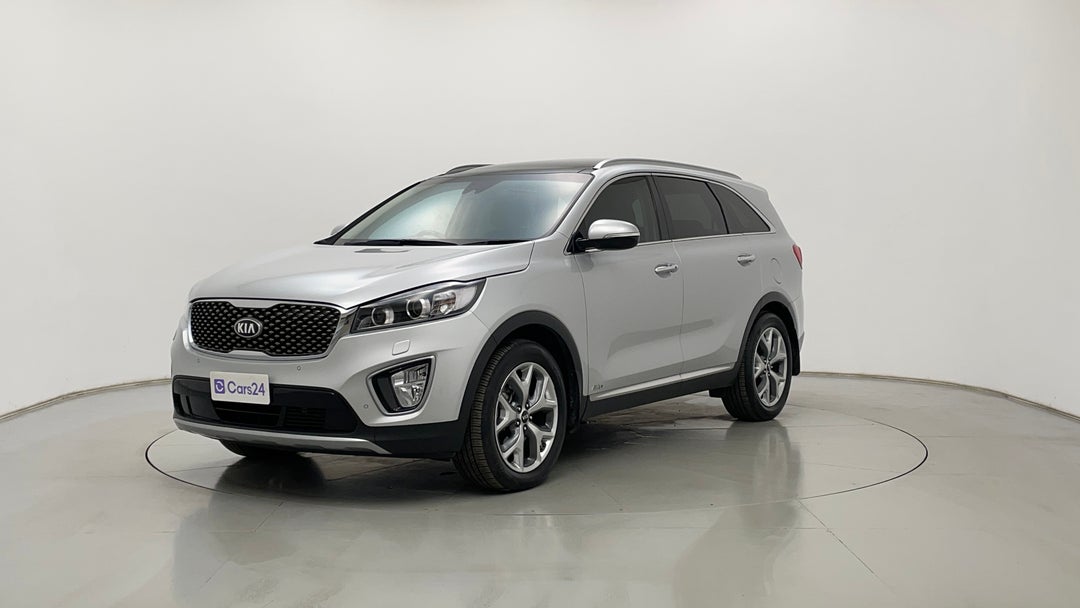 Left Front Diagonal (45- Degree) View