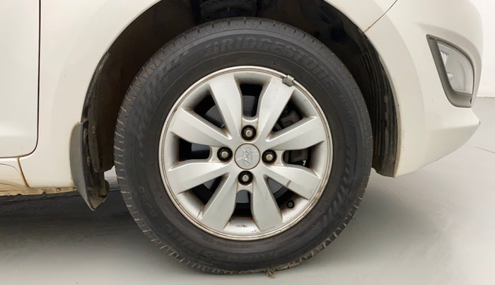 2012 Hyundai i20 ASTA 1.4 CRDI, Diesel, Manual, 1,15,681 km, Right Front Wheel