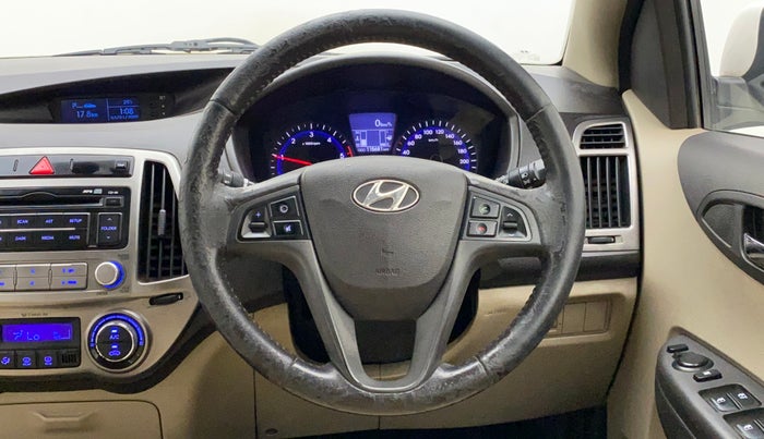 2012 Hyundai i20 ASTA 1.4 CRDI, Diesel, Manual, 1,15,681 km, Steering Wheel Close Up