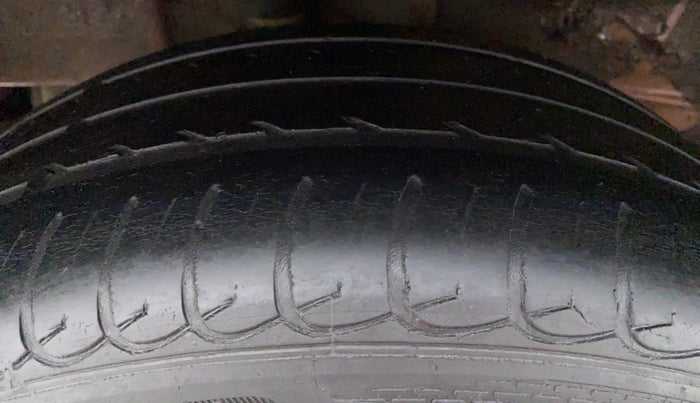 2017 Tata Tiago XT 1.05 REVOTORQ, Diesel, Manual, 92,134 km, Left Rear Tyre Tread