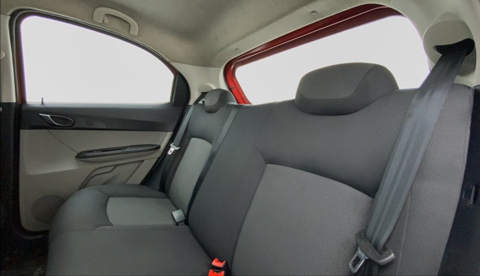 2017 Tata Tiago XT 1.05 REVOTORQ, Diesel, Manual, 92,134 km, Right Side Rear Door Cabin