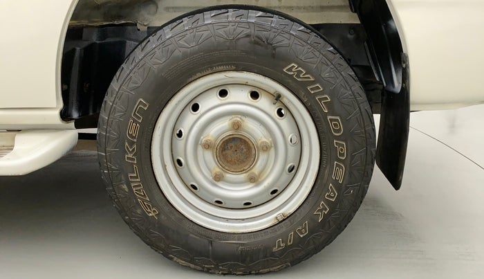 2012 Mahindra Scorpio LX BS III, Diesel, Manual, 84,884 km, Left Rear Wheel