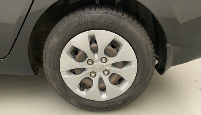 2015 Hyundai Xcent BASE 1.2, Petrol, Manual, 42,895 km, Left Rear Wheel