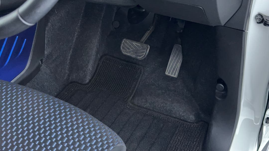 2021 Suzuki Ignis Glx, Automatic, 6307 km, Pedals and Footmat