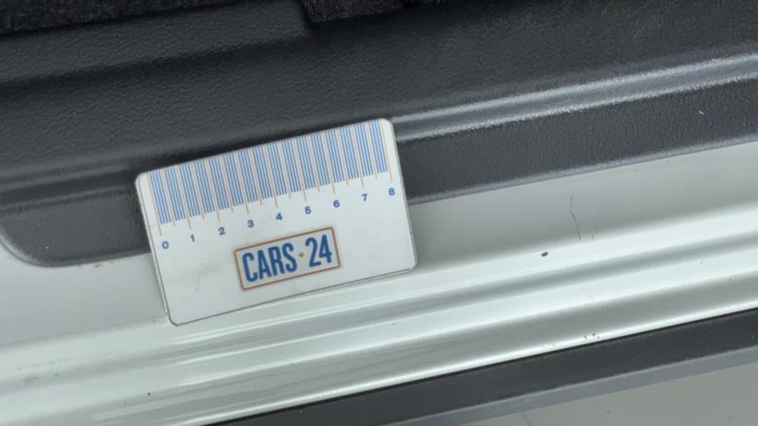2021 Suzuki Ignis Glx, Automatic, 6307 km, Door Sills Front RHS Scratch