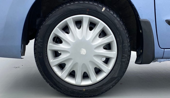 2017 Maruti Wagon R 1.0 VXI, Petrol, Manual, 35,775 km, Left Front Wheel