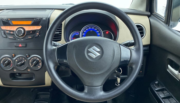 2017 Maruti Wagon R 1.0 VXI, Petrol, Manual, 35,775 km, Steering Wheel Close Up