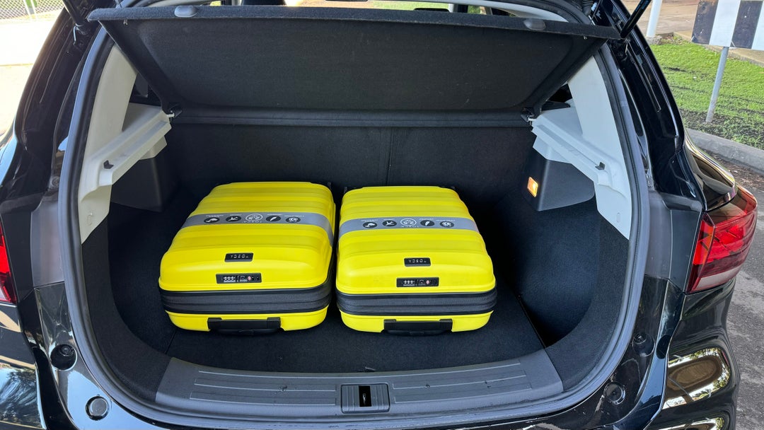 2020 MG Zst Excite, Automatic, 42002 km, Boot Inside View with Luggage