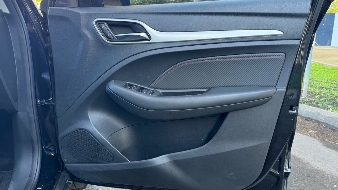 2020 MG Zst Excite, Automatic, 42002 km, Speaker View