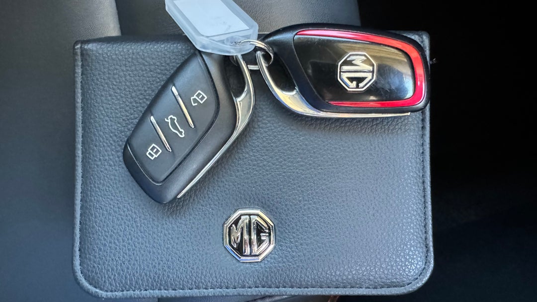 2020 MG Zst Excite, Automatic, 42002 km, Key Close-up