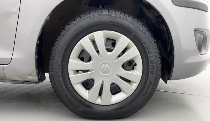 2012 Maruti Swift VXI D, Petrol, Manual, 74,741 km, Right Front Wheel