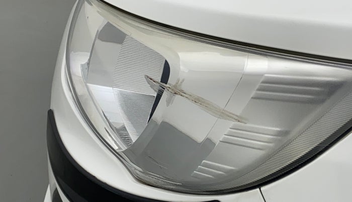 2015 Maruti Alto K10 VXI P, Petrol, Manual, 31,852 km, Left headlight - Minor scratches
