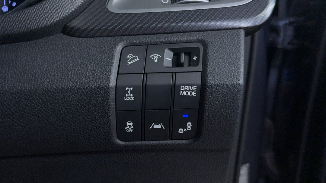 2015 Hyundai Santa Fe Highlander Crdi (4x4), Automatic, 142786 km, Utility Switches/Buttons