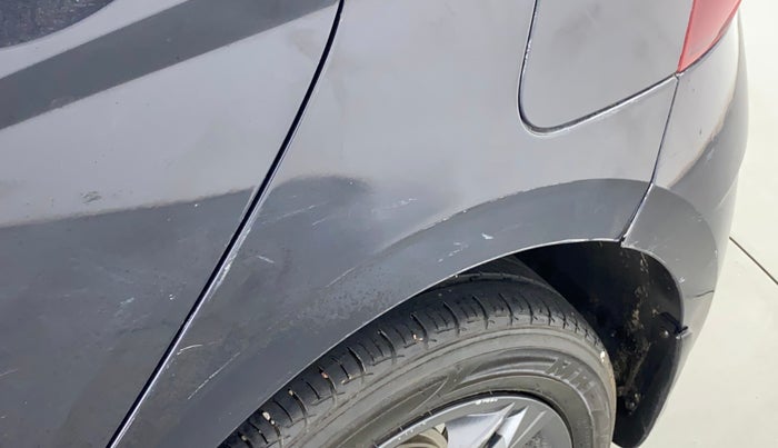 2021 Hyundai NEW I20 SPORTZ 1.5 MT, Diesel, Manual, 90,716 km, Left quarter panel - Minor scratches