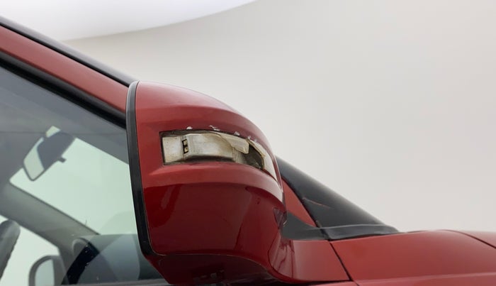 2012 Maruti Swift VDI, Diesel, Manual, 1,39,759 km, Right rear-view mirror - Indicator light has minor damage