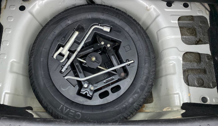 2019 Mahindra KUV 100 NXT K2 6 STR, Petrol, Manual, 34,529 km, Spare Tyre